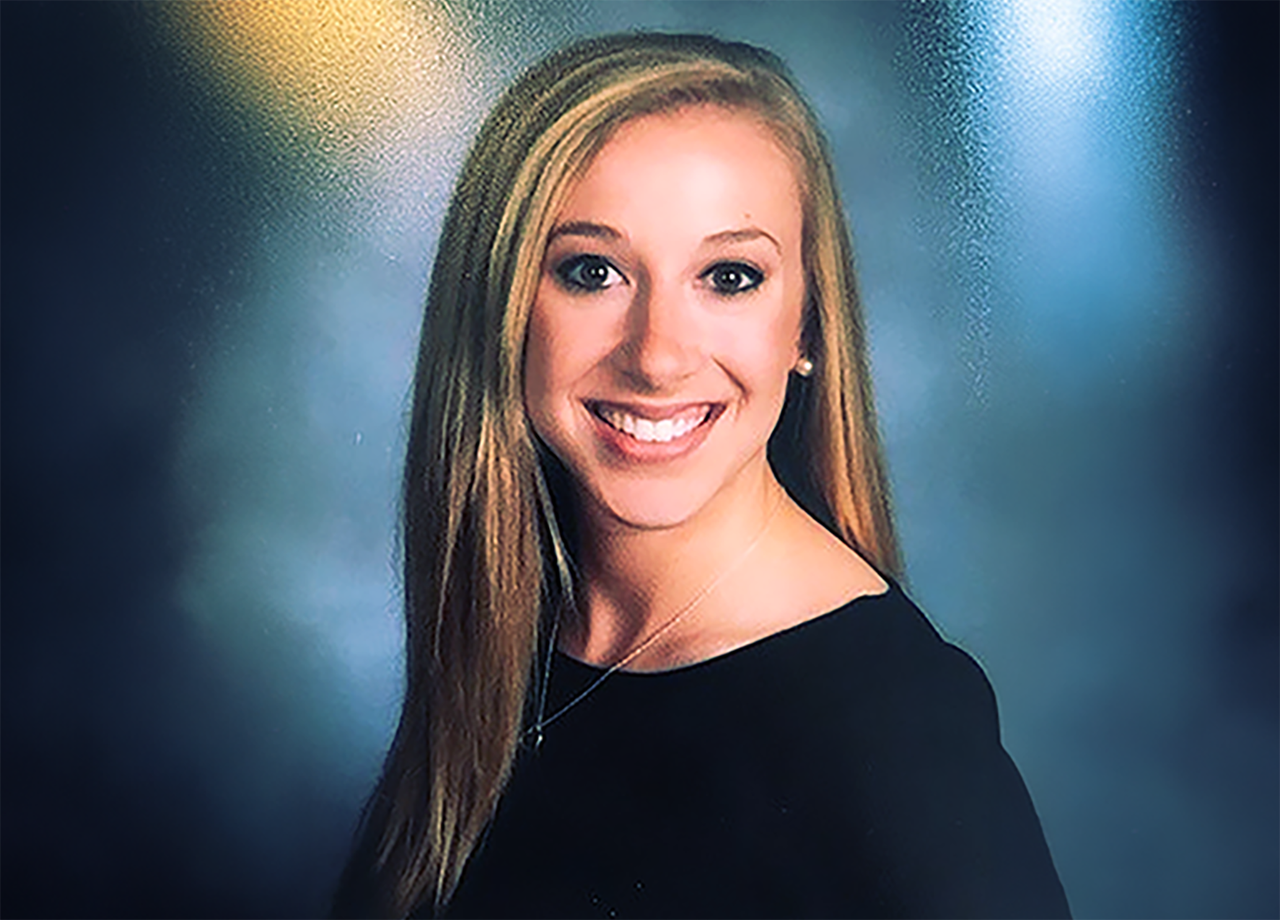 Allegra Wiesler headshot.png